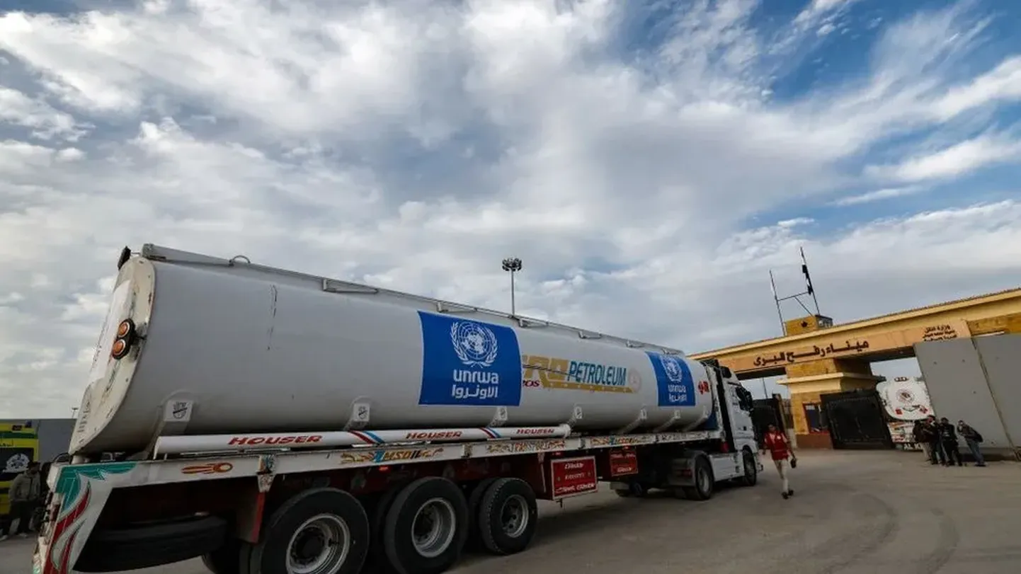 БАПОР доставляет в сектор Газа гуманитарную помощь, включая топливо