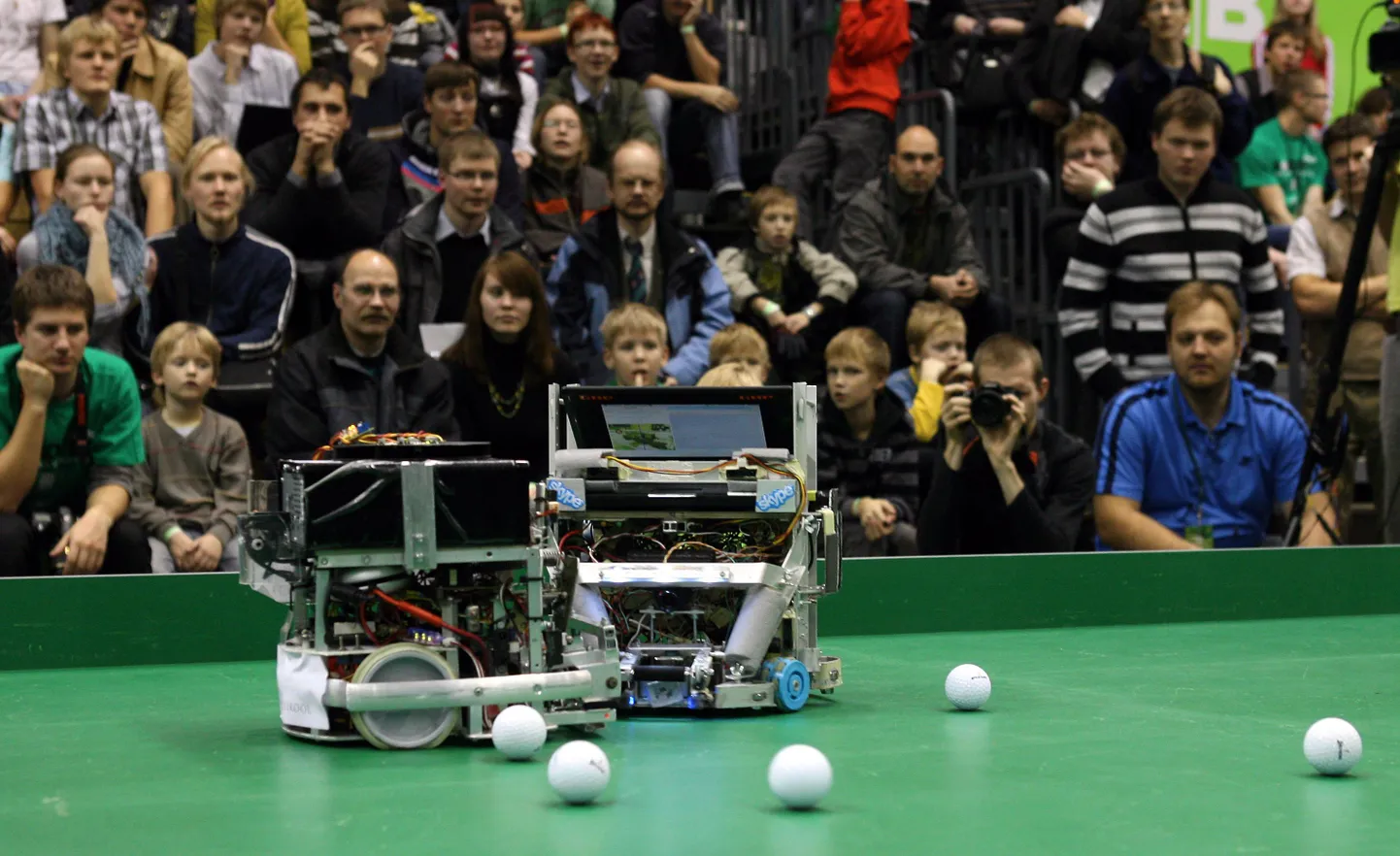 TLMP05: ROBOTEX 2009   : TALLINN, EESTI, 04DEC09
Pildil on võistlus Robotex 2009. 
lt/Foto:LIIS TREIMANN
