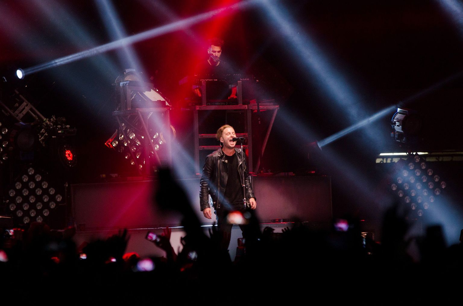 OneRepublic esines Saku suurhallis 2014. aastal.