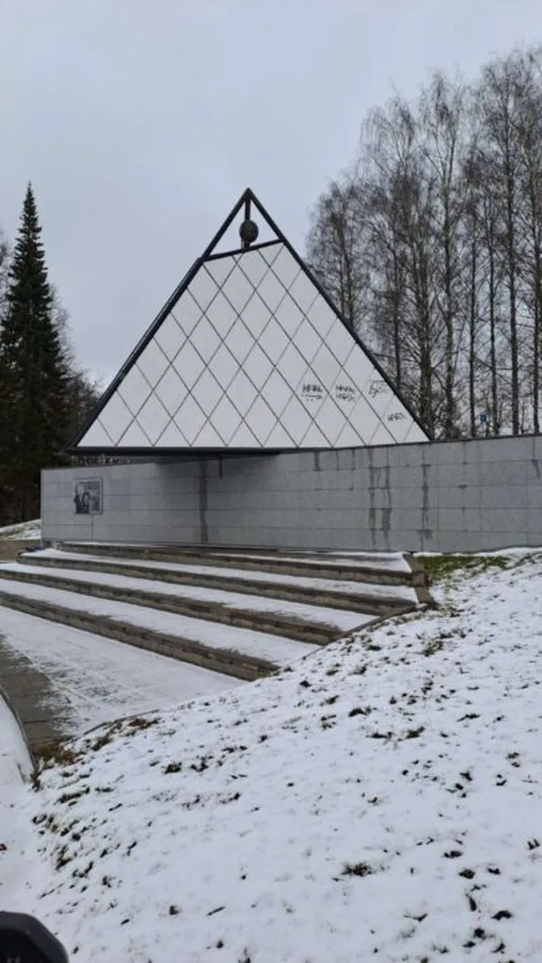 Sigatsejatele jäi ette ka Tartu laululava tulease.