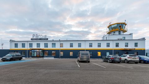 POLIITIKUD VASTAVAD ⟩ Kas Pärnu linn peaks lennujaama haldamise üle võtma?