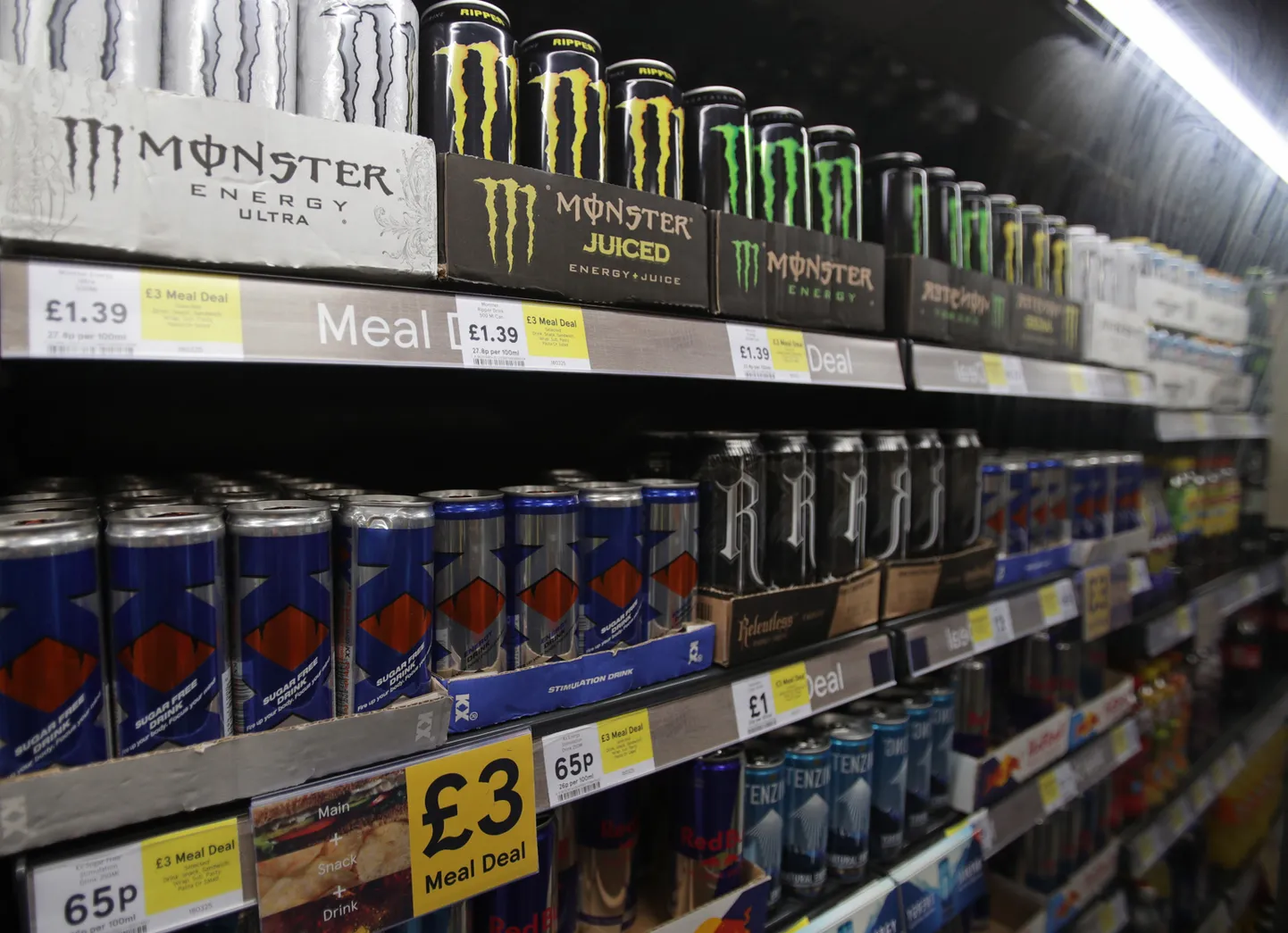 Briti valitsus plaanib energiajookide müügile piiranguid.