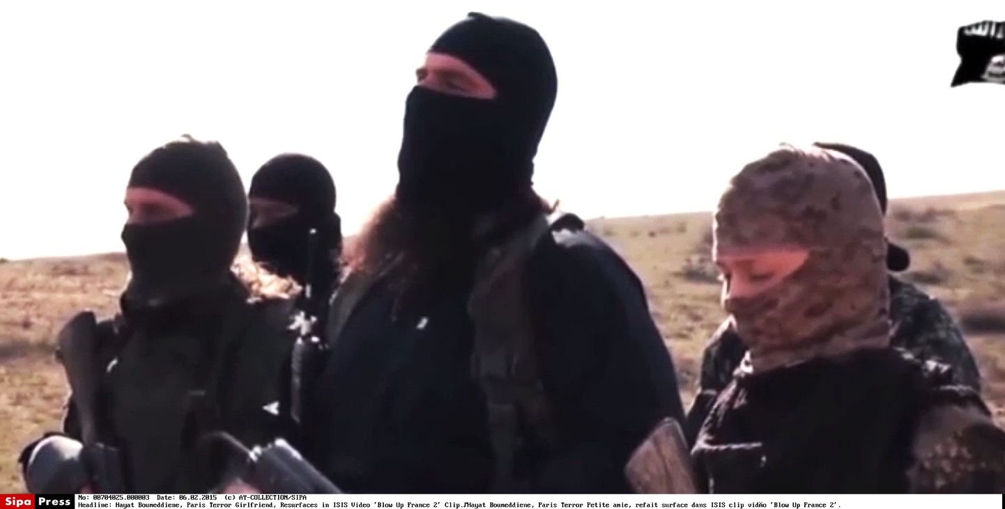 ISISe liikmed 2015. aastal.