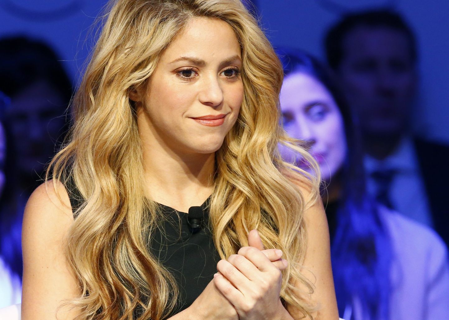 Shakiral on jama majas.