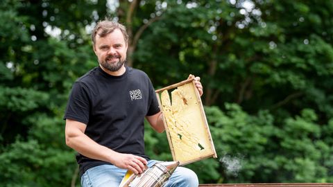 Kolmanda põlve mesinik pälvis metsaõite mee eest Londonis kuldmedali