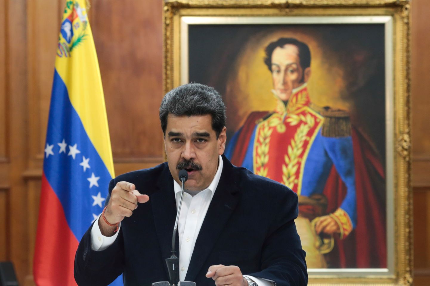 Venezuela president Nicolás Maduro, kellega seotud ärimees USA vahistamismääruse alusel kinni peeti.
