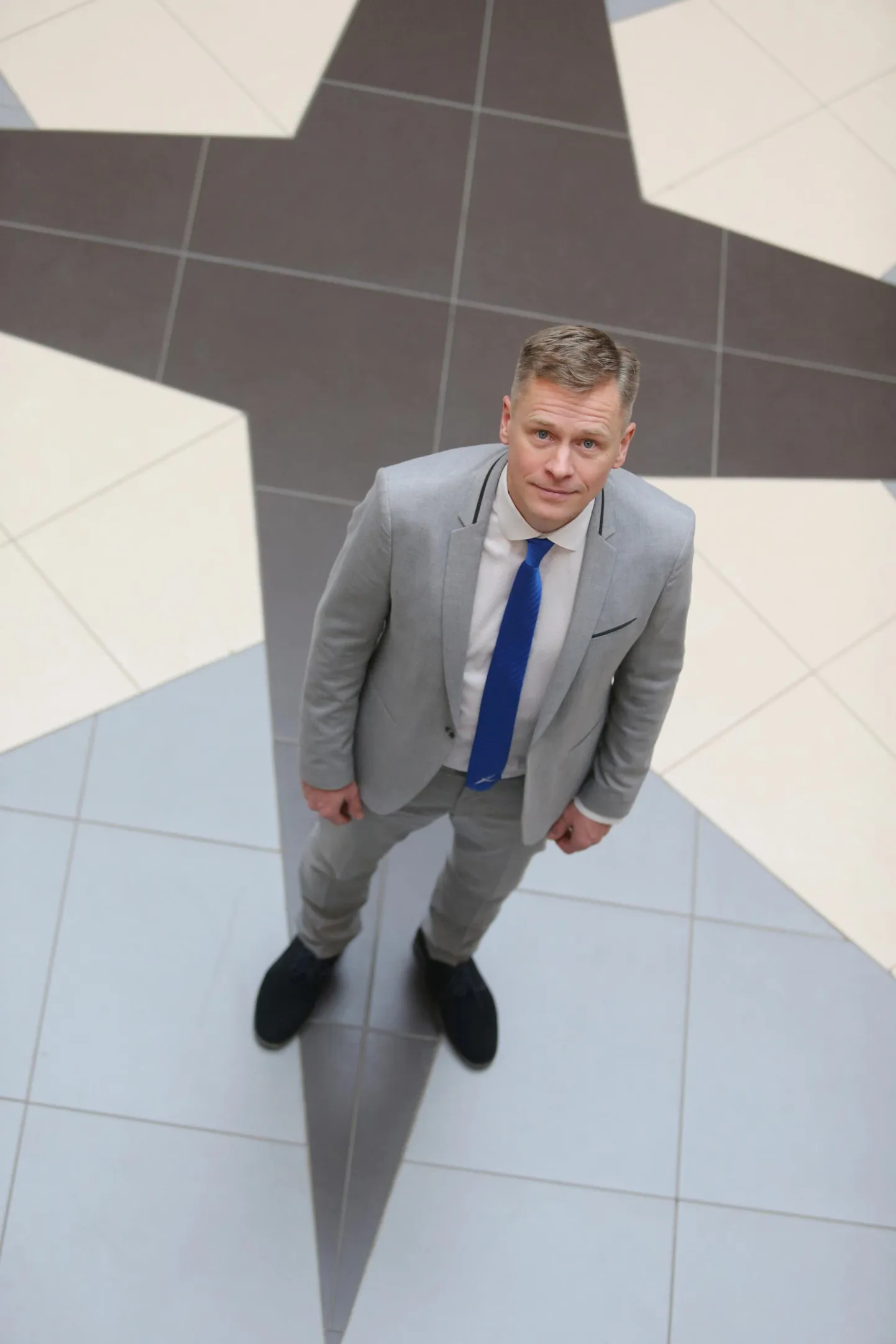 Eesti lennuakadeemia uus rektor Koit Kaskel on asunud muudatusi tegema, et kõrgkool paistaks nii välismaal kui ka Eestis rohkem silma.