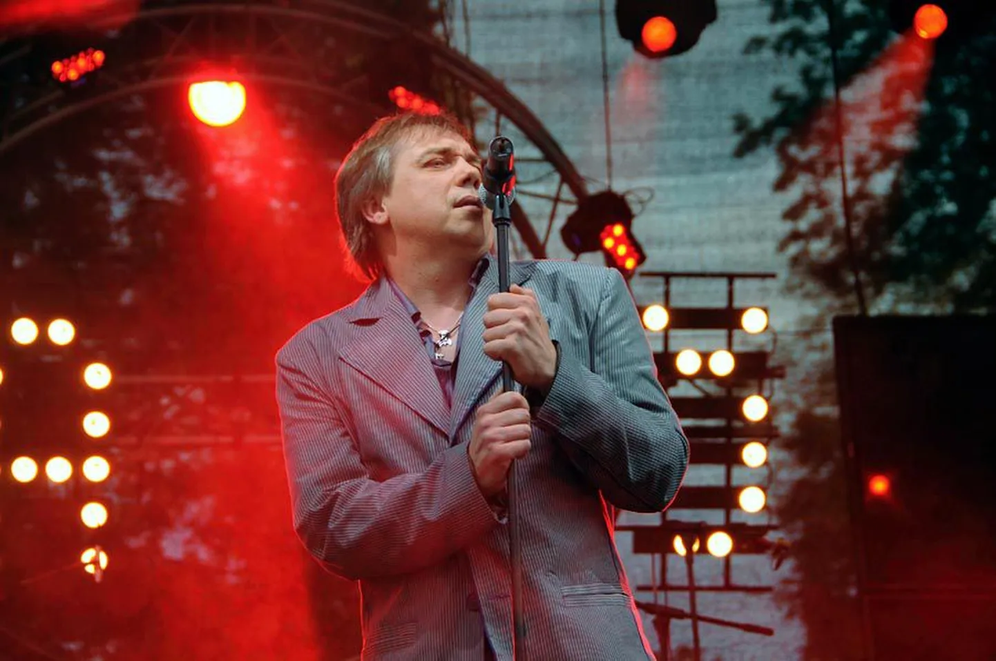 Dagö laulja Lauri Saatpalu sõnul on senised kontserdid näidanud, et publik võtab ansambli uut materjali hästi vastu.