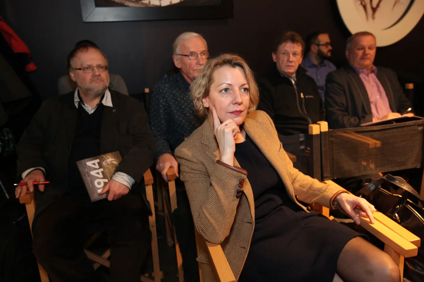 Apollos esitleti filmiraamatut «1944», mille on koostanud Leo Kunnas. Vilja Savisaar-Toomast