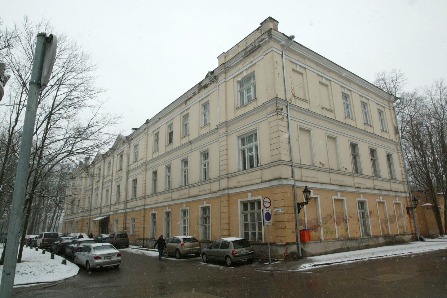 Toomemäel asuv hoone, kus enam kui sajandi vältel töötas Tartu sünnitusmaja.