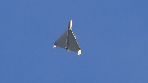 Polija notriekusi tās gaisa telpā ielidojušus Krievijas "Shahed" dronus; gaisā paceltas NATO lidmašīnas