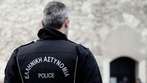KORRUPTSIOON ⟩ Kreeka kõrged politseiametnikud teevad koostööd maffiabossidega