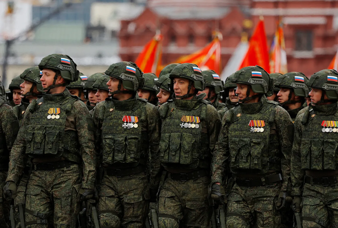 Ukraina sõja veteranid sõjaväeparaadil Moskvas 9. mail 2024. a.