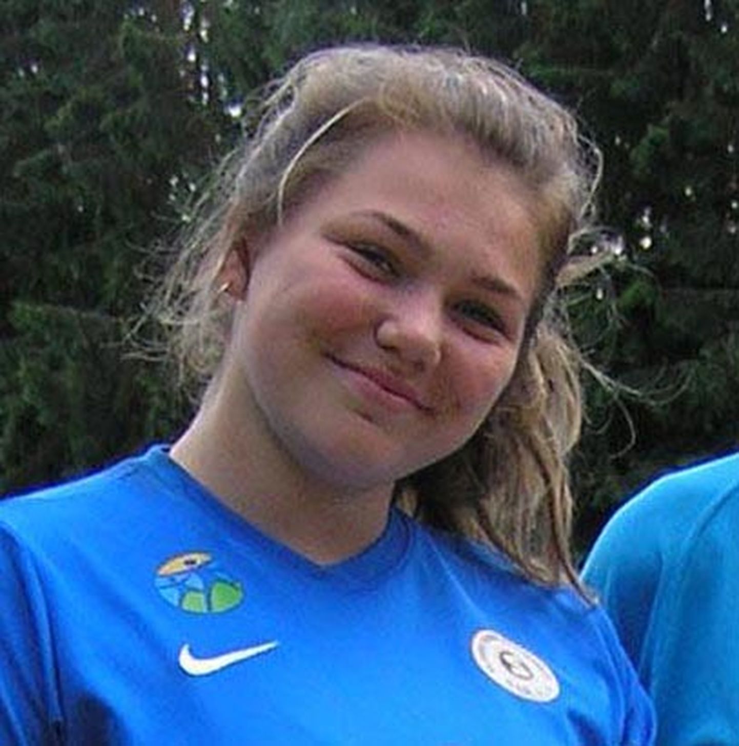 Kelly Heinpõld ületas kuulitõukes seni kehtinud Eesti alla 16-aastaste ja Viljandimaa noorte rekordi, kui võitis võistluse tulemusega 15.41.