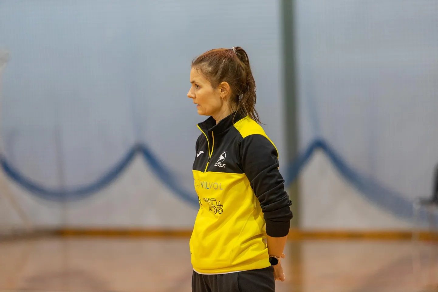Viljandi Metalli naiskond lõpetas tänavu naiste meistriliiga põhiturniiri kolmandana ning veerandfinaalseerias TBD Pharmatech Tartu vastu hoiab enne homset korduskohtumist eduseisu. Viljandi Metalli naiskonna peatreeneri Margit Keerutaja-Musta sõnul on tuleb fookus paigas hoida. «Kui me hästi mängime, siis me poolfinaali ka saame,» lausus ta.
