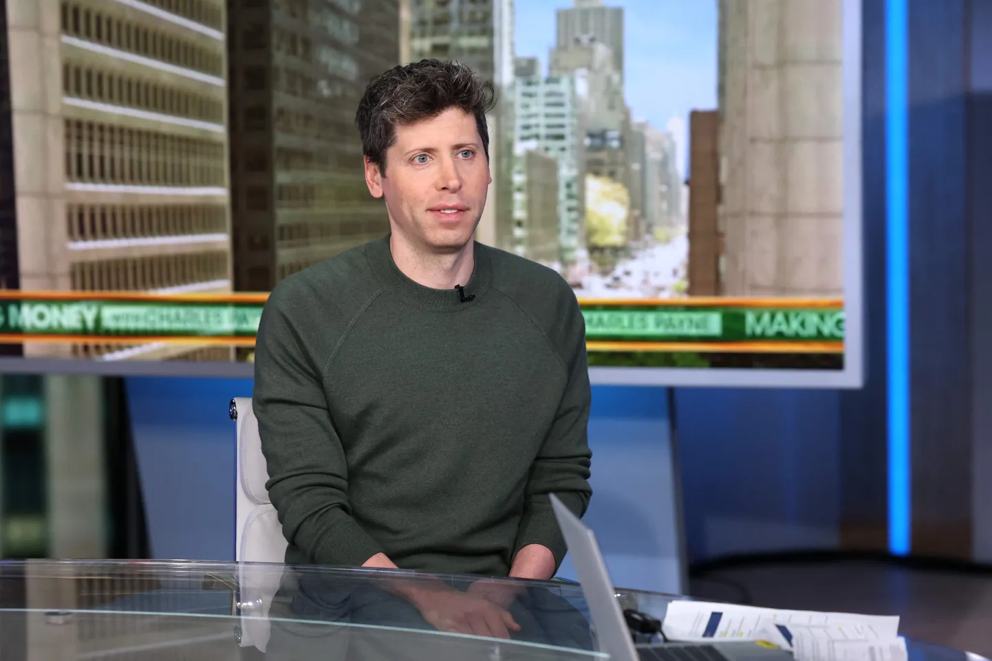 Tehisintellektifirma OpenAI tegevjuht Sam Altman on otsustanud hakata toetama idufirmat, mis võitleb vananemisega ja tahab vastava ravimi välja tuua juba enne 2020ndate lõppu.