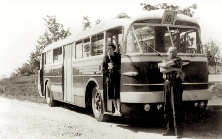 Ikarus 66 Laagri lõpp-peatuses 1957.