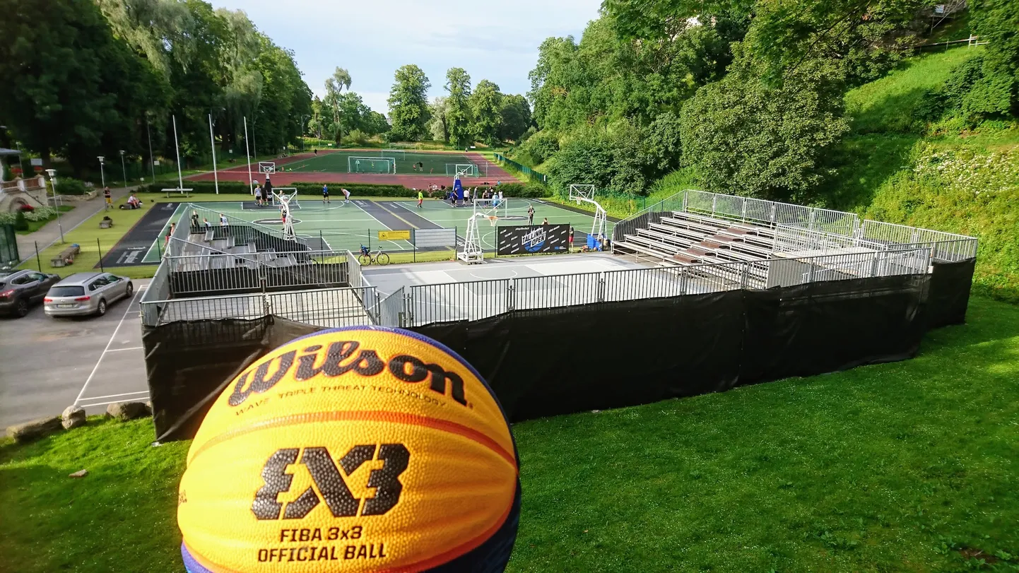 Tallinnas avati suvel 3x3 korvpalli areen.