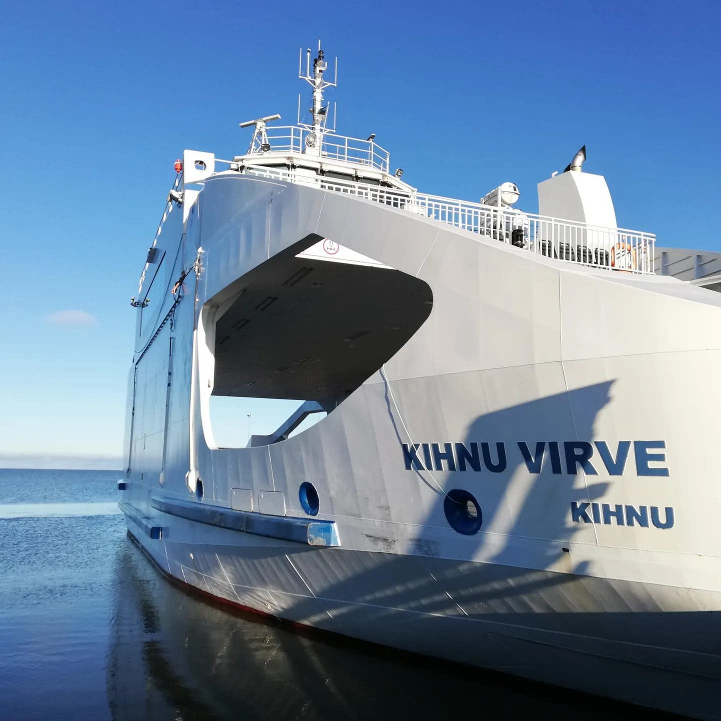 Kihnu Virve tugeva tuulega merele ei lähe.