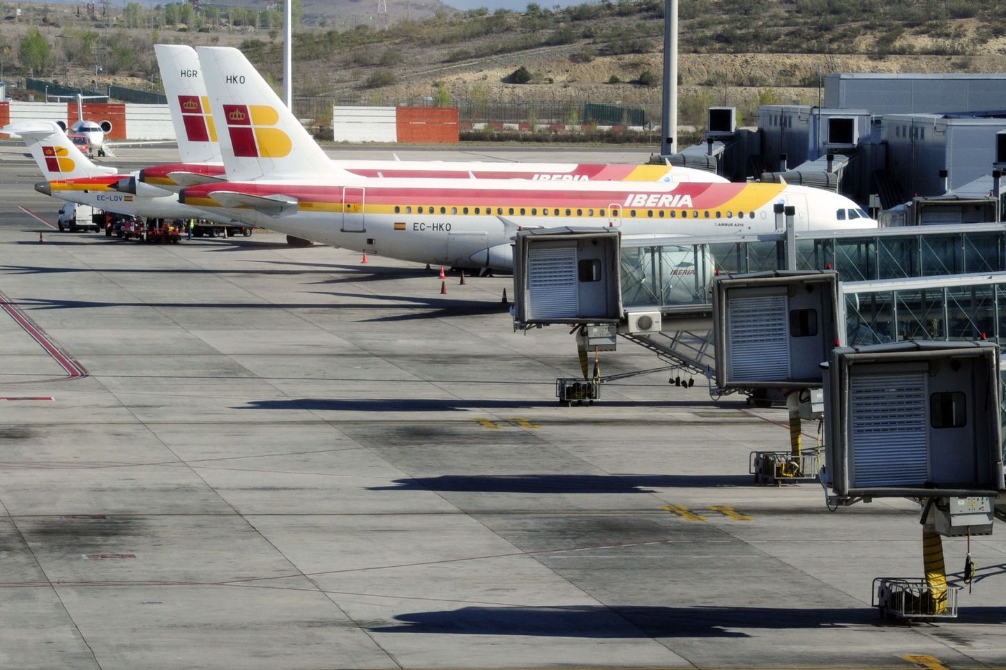 Iberia logodega lennukid Barajase lennuväljal Madridis.