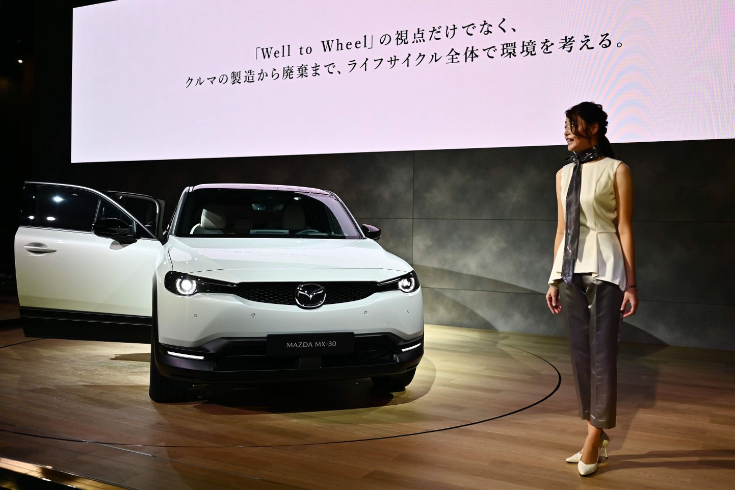 Mazda aurtomobilis Tokijas autošovā