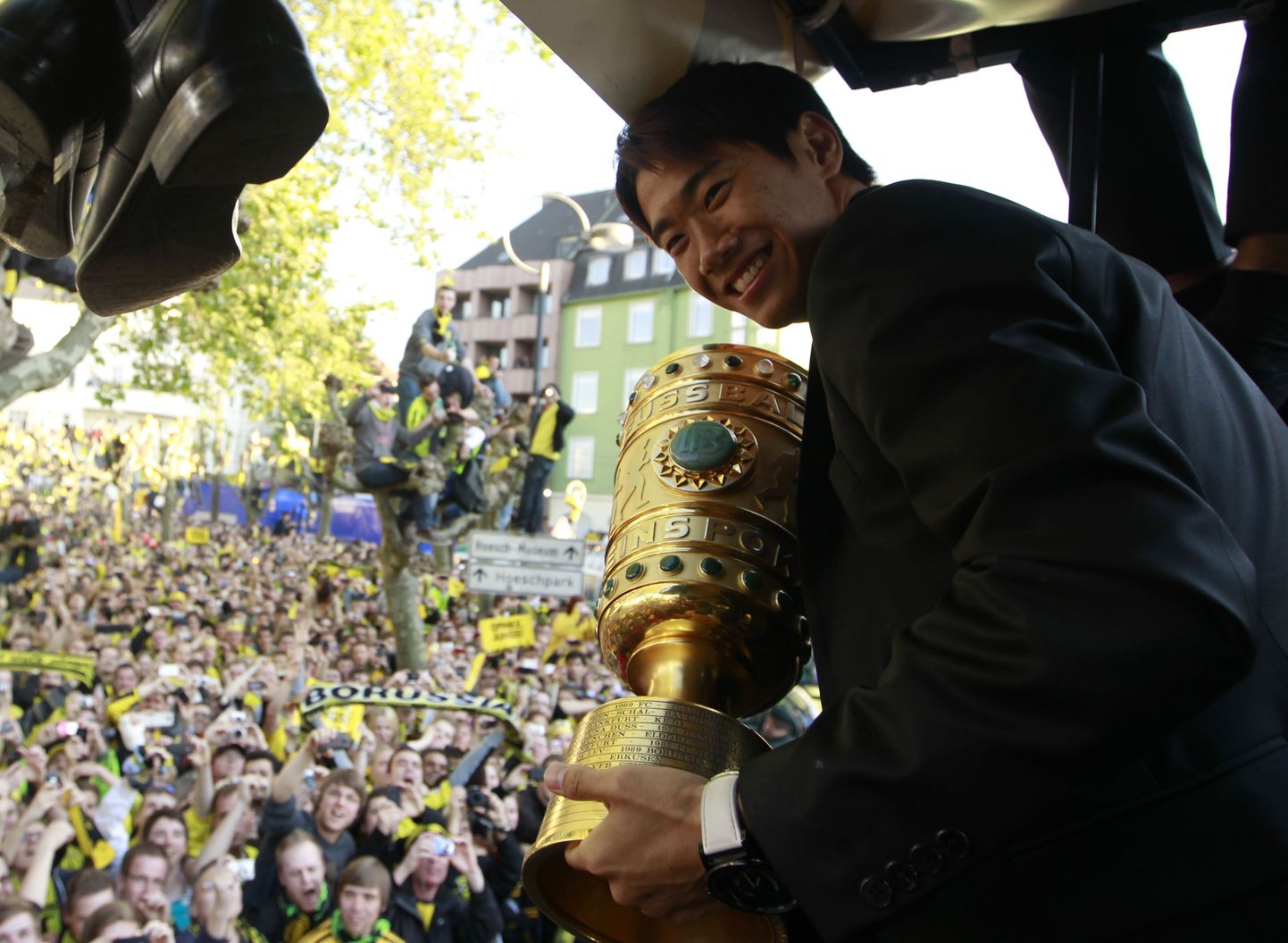 Shinji Kagawa aitas Dortmundil tulla kahel korral Saksamaa meistriks ning sellel aastal võideti ka kohalik karikasari.