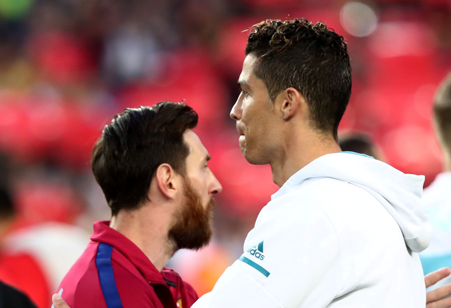 Lionel Messi (vasakul) ja Cristiano Ronaldo reiting uues videomängus on 94.