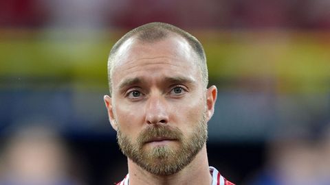 Kahel korral väljakul kokku kukkunud Eriksen tegi suure karjääriotsuse