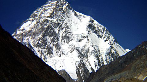 Maailma kõrguselt teine mäetipp K2 vallutati esmakordselt talvel