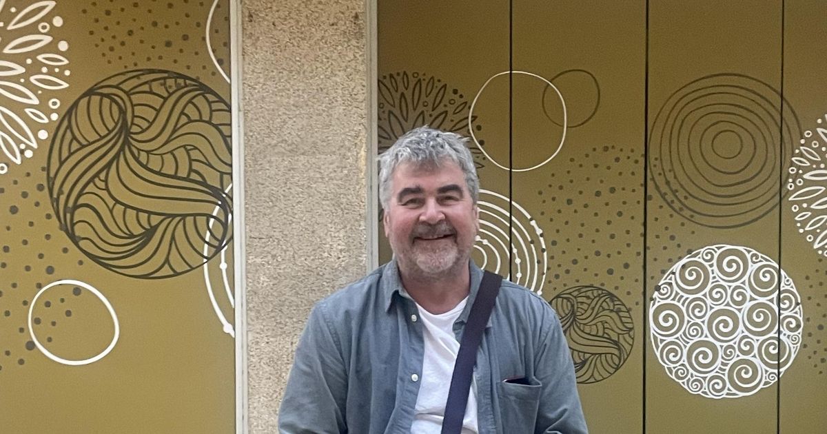 Linnakirjanik Mart Kivastik kavatseb kaubahalli umbse hoovi muuta kultuuriväljakuks