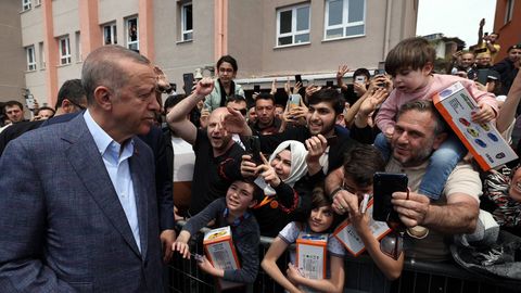 В Турции состоялись президентские выборы: пока лидирует Эрдоган
