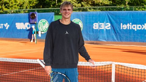 Tenniselootus Oliver Ojakäär: elu USA ülikoolis on lõbus, aga kord karm – lendav reket toob kohe karistuse