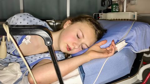 «Arvasin, et see on lihtsalt kõhukinnisus.» 26-aastane naine pääses napilt surmasuust