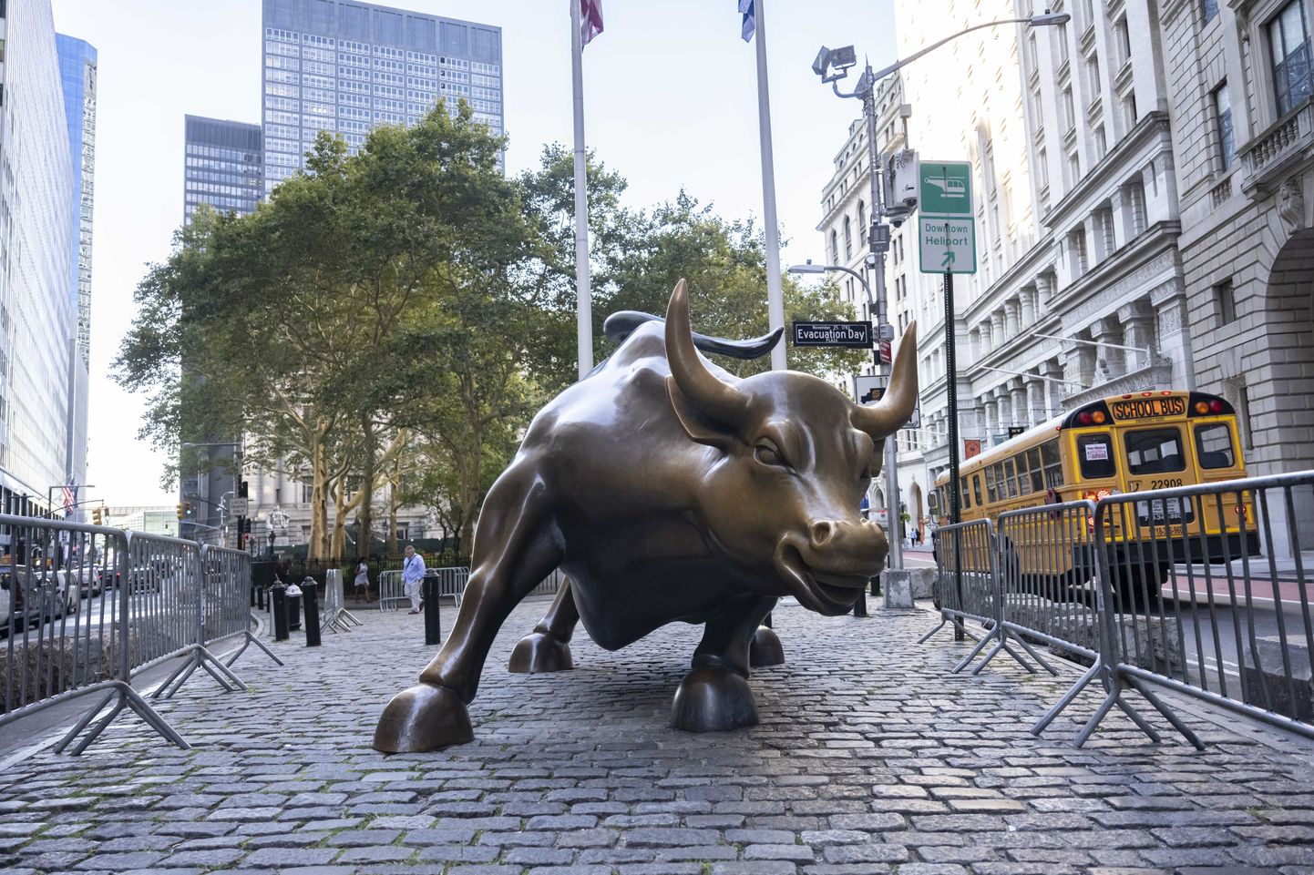 Optimismi kujutav pulli skulptuur Wall Streetil, New Yorgis.