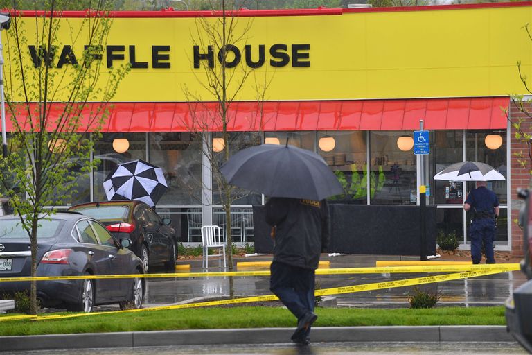 Waffle House'i söögikoht, kus Reinking tule avas.