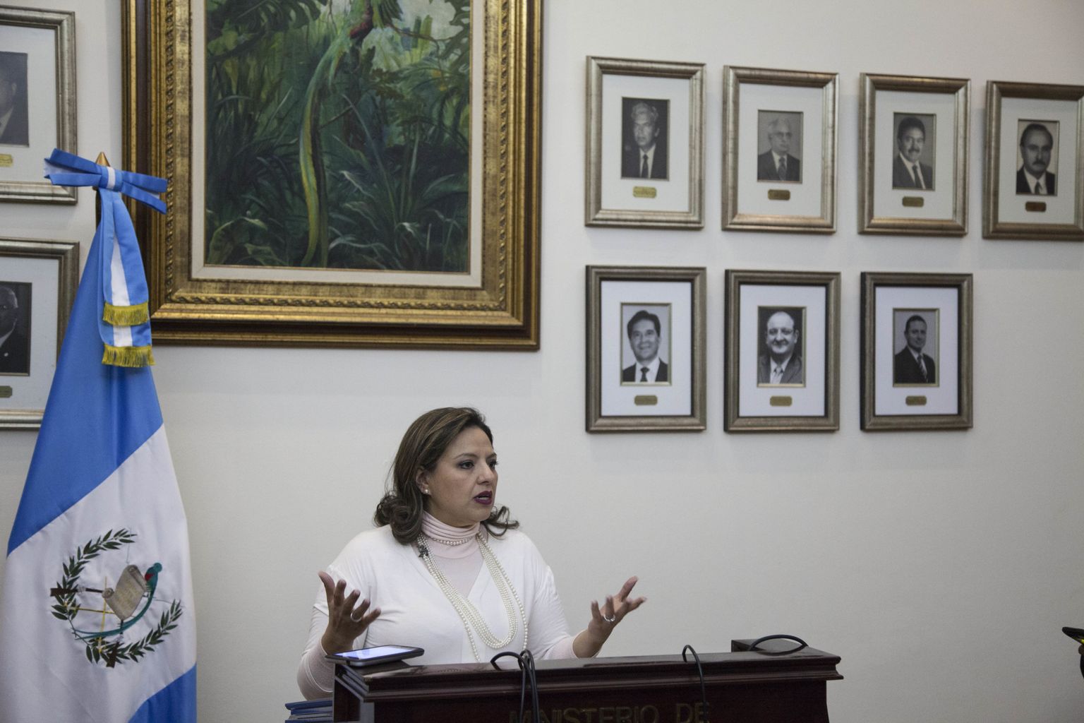 Guatemala välisminister Sandra Jovel teisipäevasel pressikonverentsil.