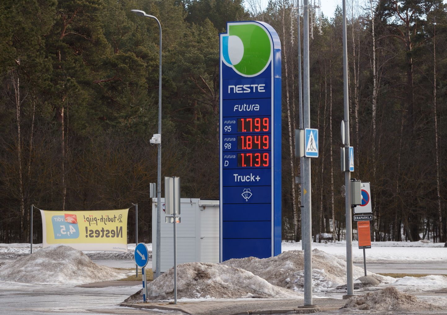 Mootorikütuste hinnad Tallinna tanklates 03.03.2022