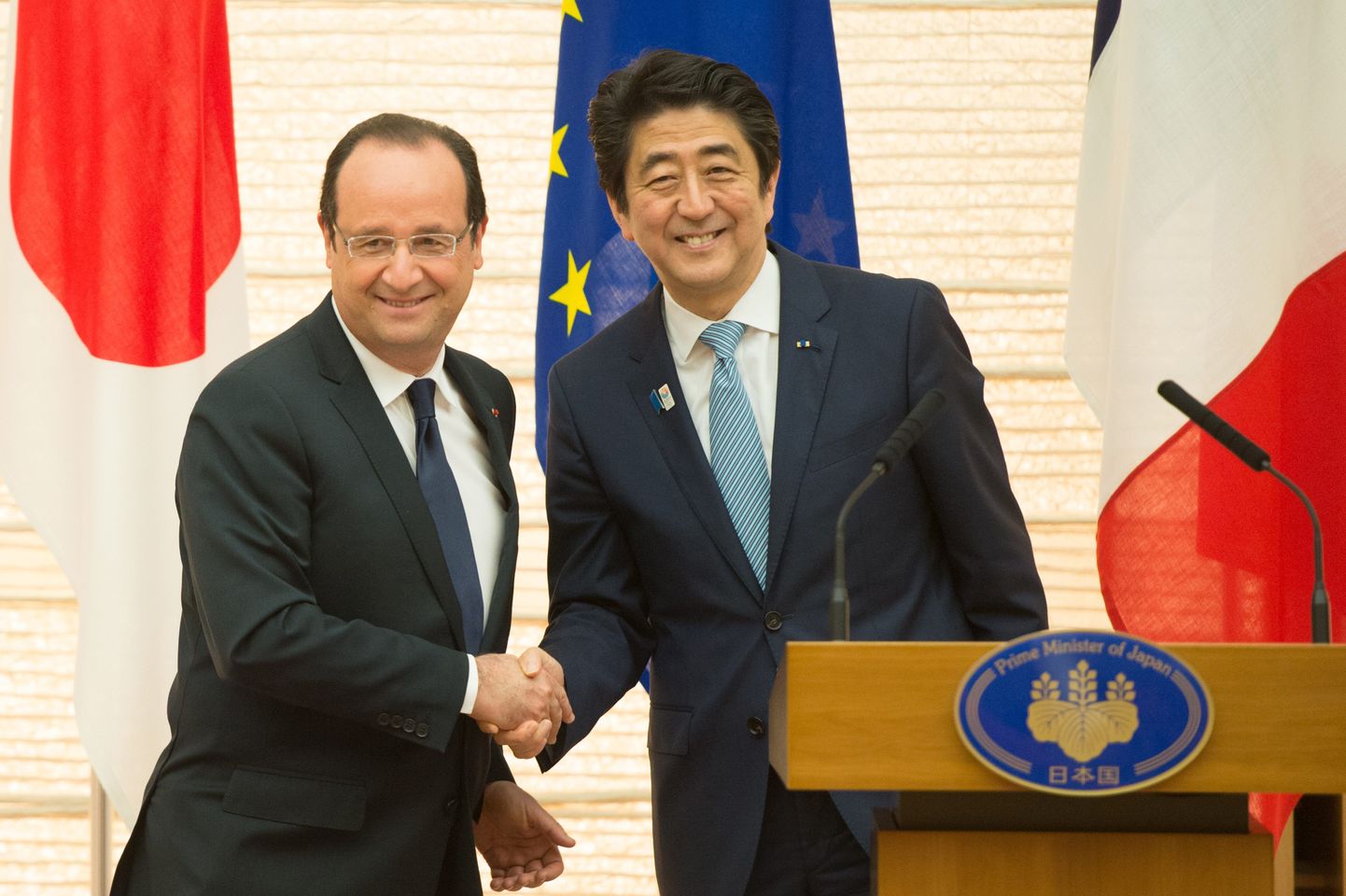 President François Hollande ja peaminister Shinzo Abe.