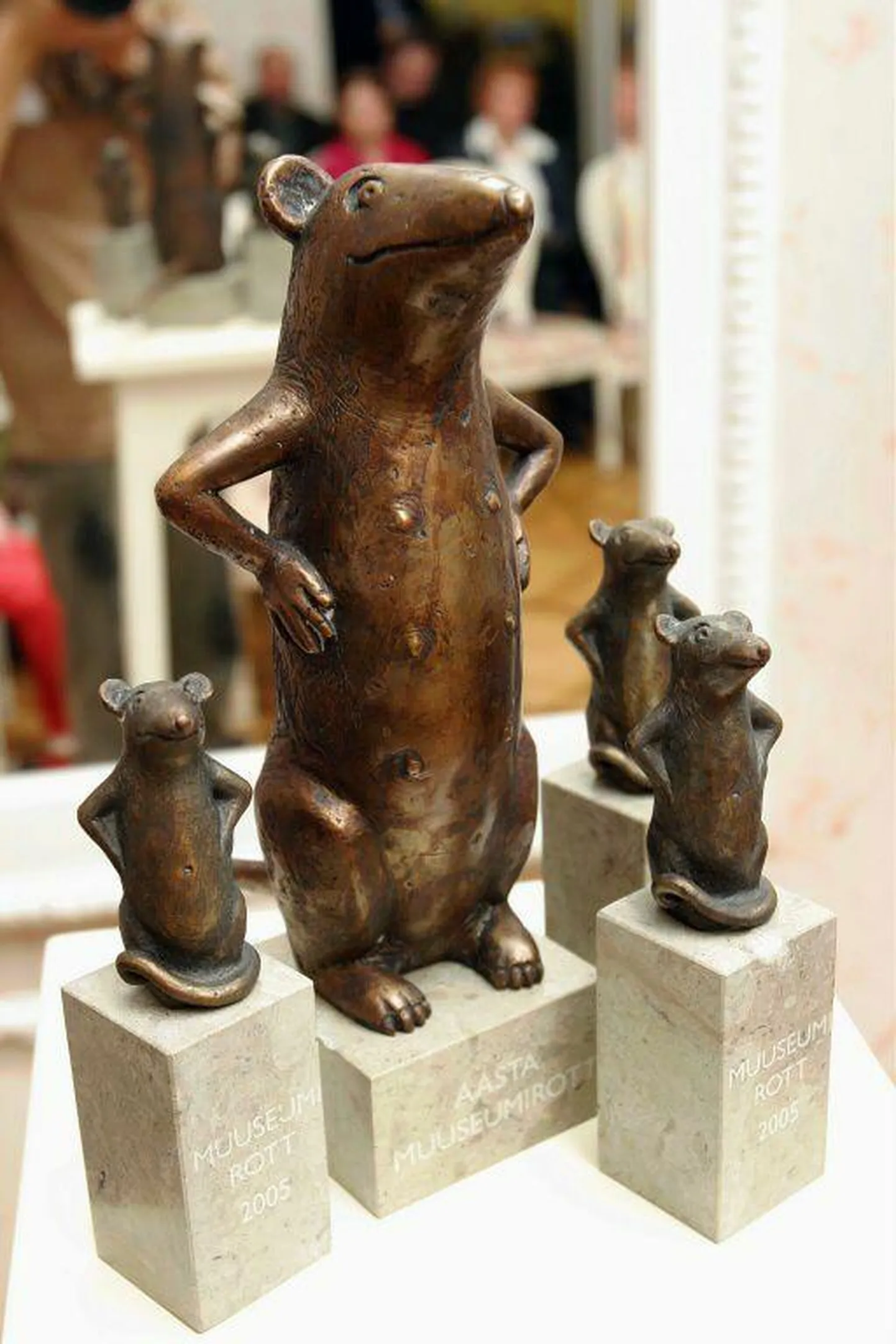 Muuseumirotile jäi silma ka näitus Rakveres Rehbinderi majas.