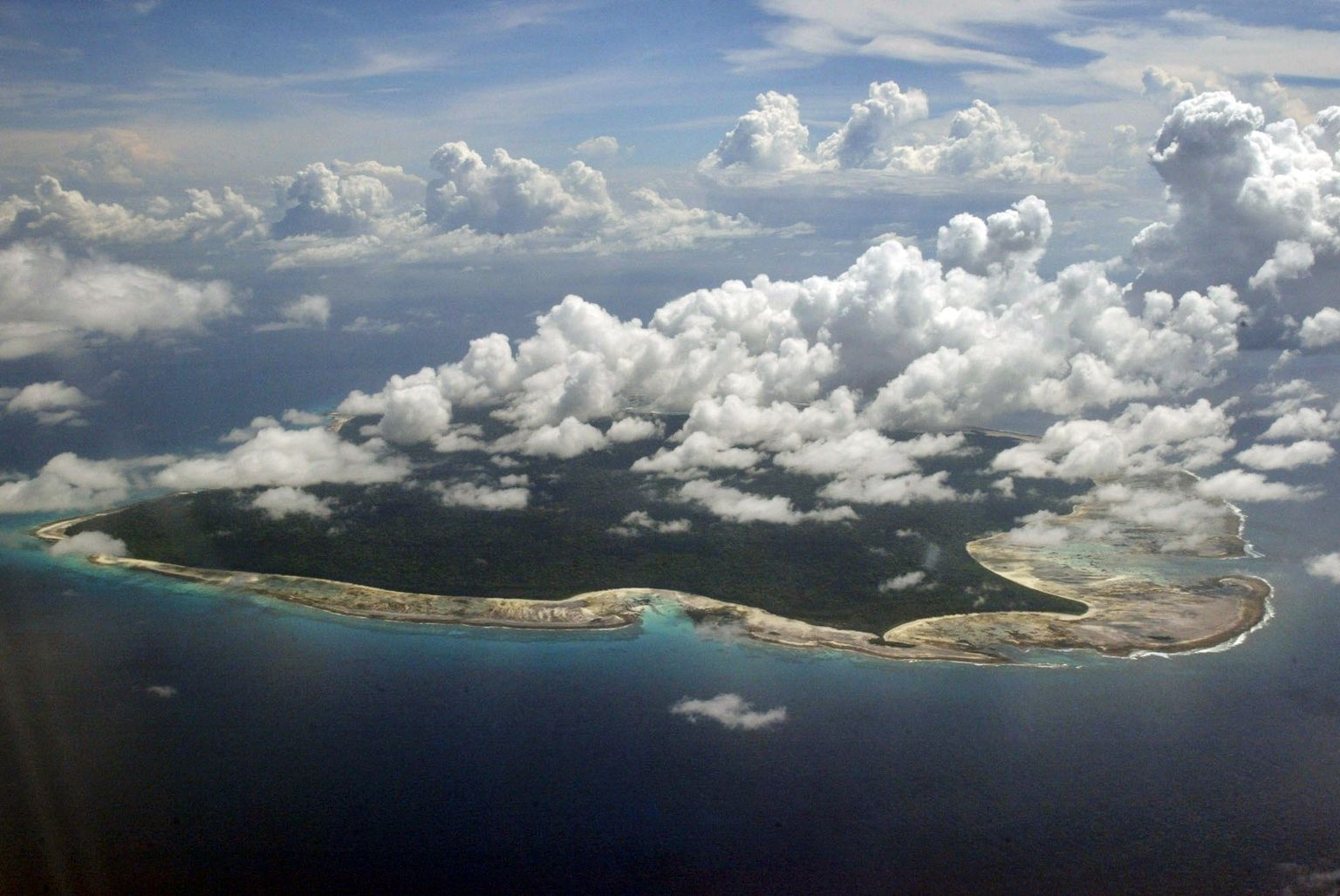 India mereväe foto Põhja-Sentineli saarest