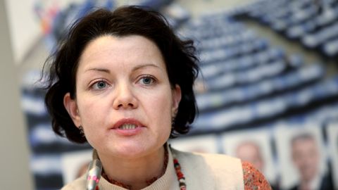 Ieva Raubiško obsojena na 200 ur družbenokoristnega dela zaradi organiziranja nezakonitega prehoda meje v Latviji