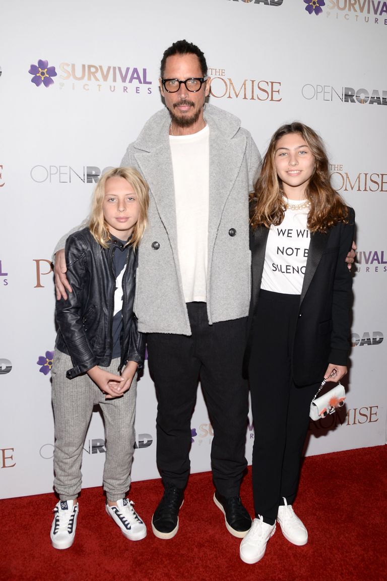 Chris Cornell koos oma lastega