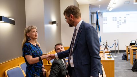 FOTOD ⟩ Ossinovski umbusaldamine kukkus ettearvatult läbi