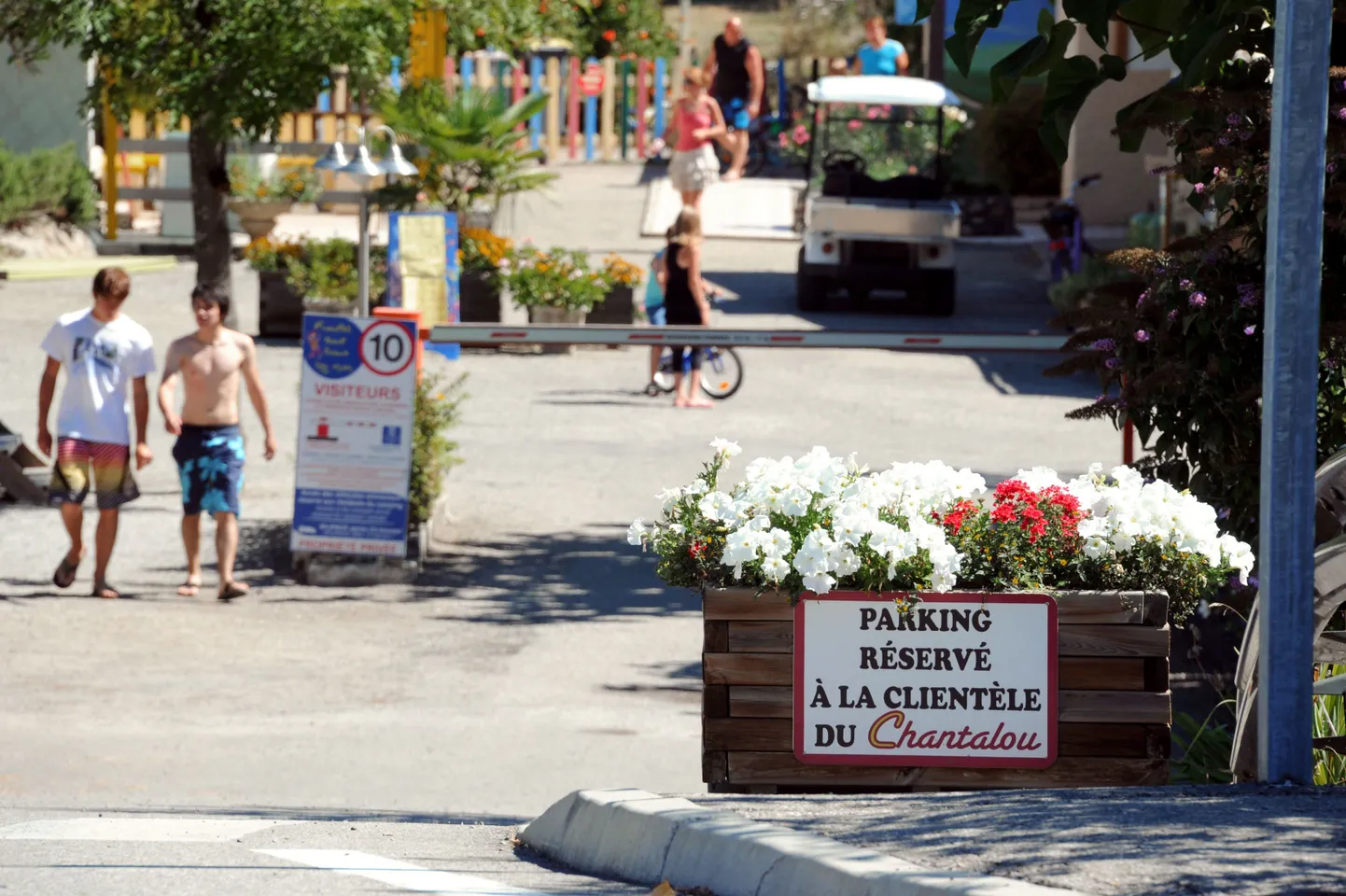 Saint-Didier-sous-Aubenas’ laager, kus üleeile vägistati 11-aastane tüdruk.