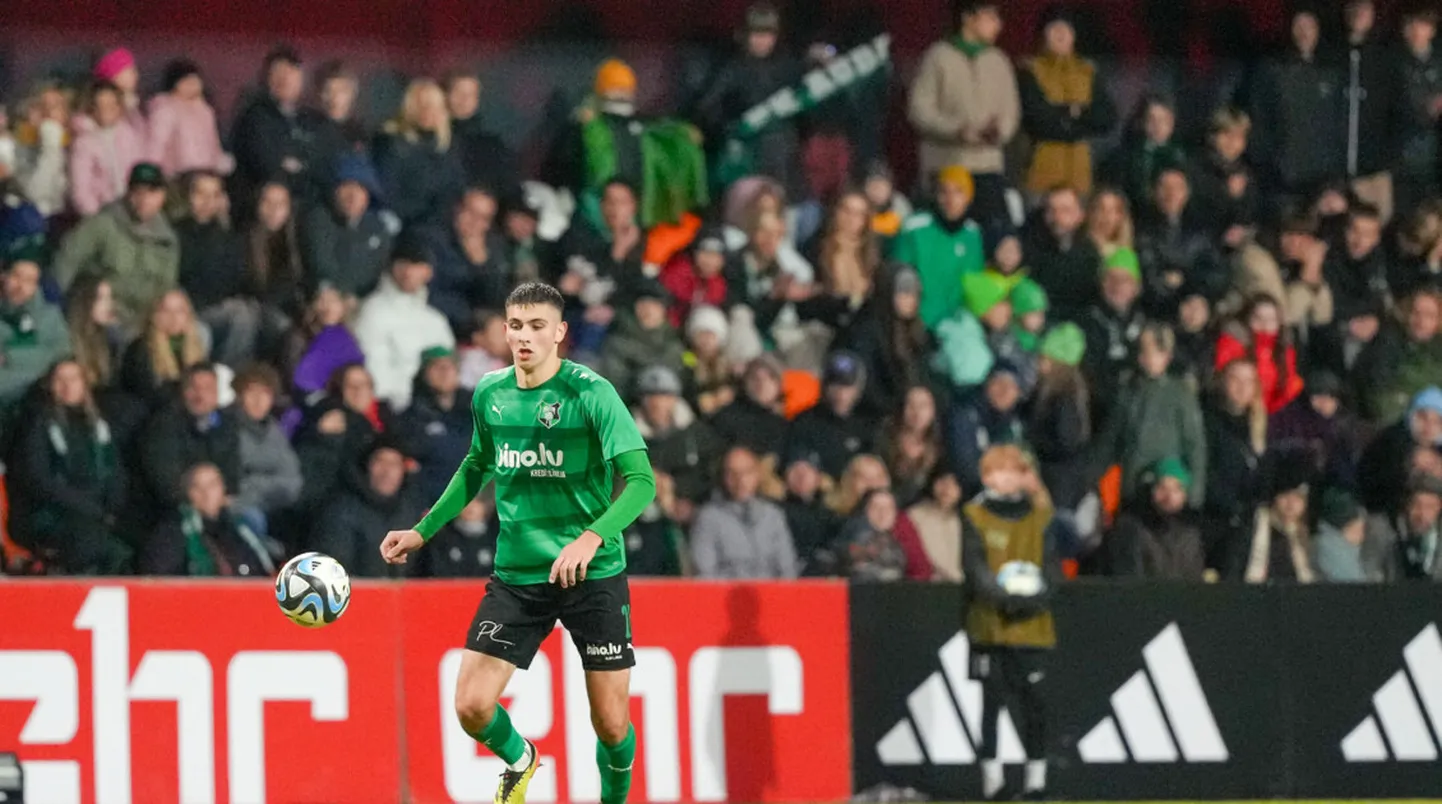 Futbola kluba "Auda" pussargs Deniss Meļņiks
