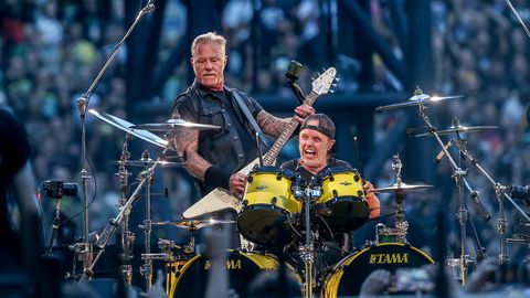 POLNUDKI PETUKIRI ⟩ Metallica vapustas toidupanka tohutu annetusega