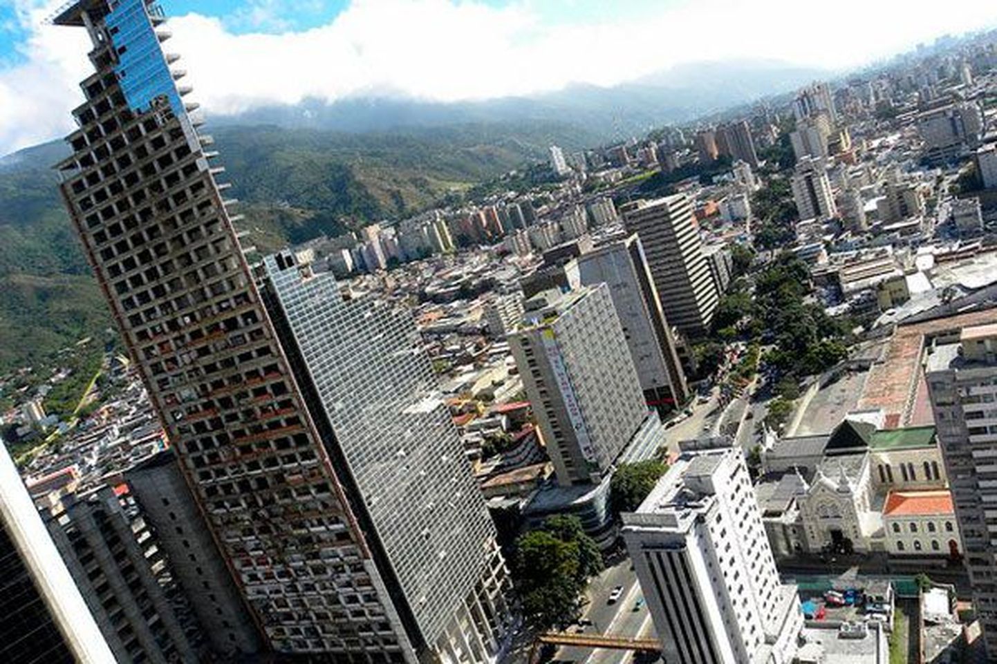 "Башня Давида" в Каракасе