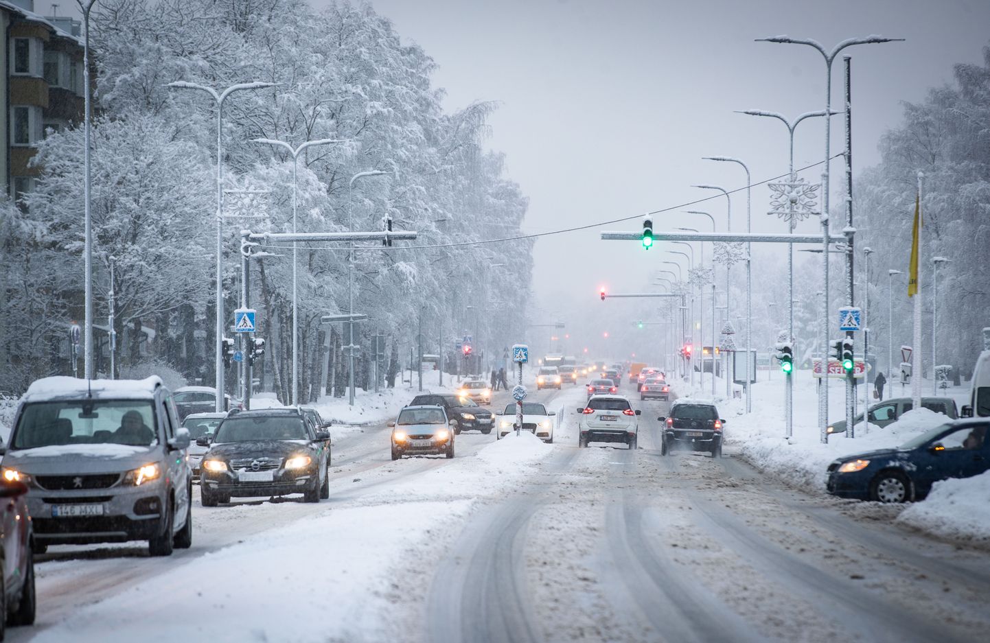 Lumine talvehommik Tallinnas.