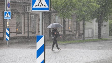 Затишье перед бурей: циклон принесет в Эстонию дожди и сильный штормовой ветер