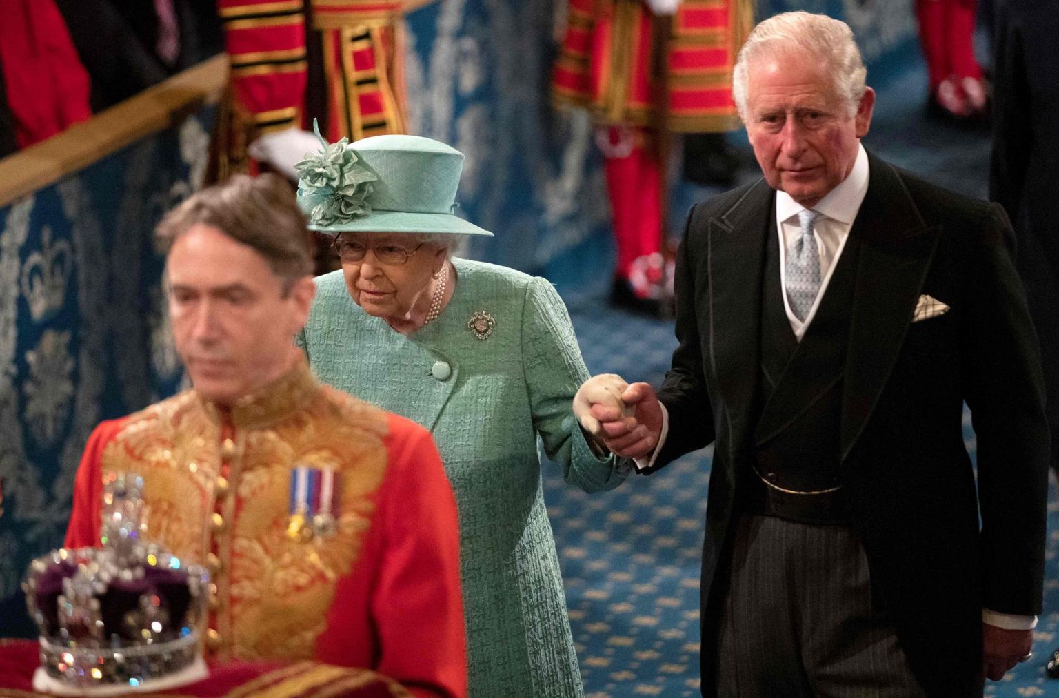 Ühendkuningriigi kuninganna Elizabeth II ja prints Charles.